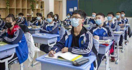 回流生回户籍地参加考试可以在网上报名吗？