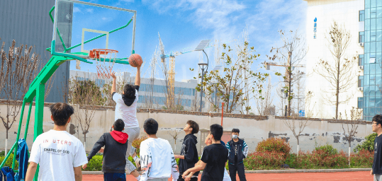 回流生在外地就读不允许参加考试吗？